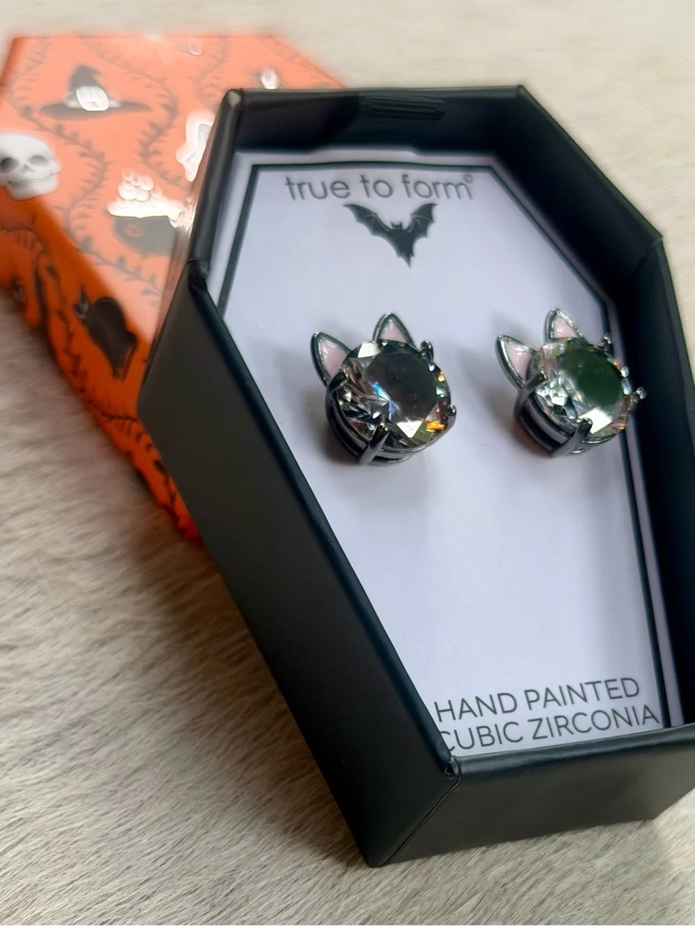 True To Form Halloween Black Cat Stud Earrings Gunmetal CZ Crystal Enamel New